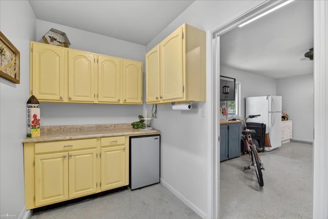 1012 Wood Court, Owosso, MI 48867