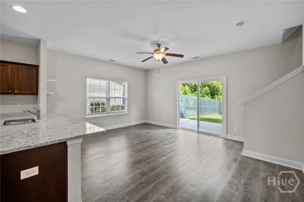 Image 14 of property listing at 147 Ainsdale Drive, Richmond Hill, GA 31324