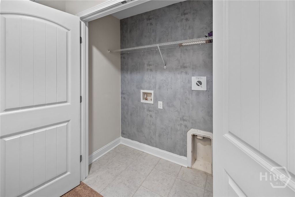 Image 26 of property listing at 147 Ainsdale Drive, Richmond Hill, GA 31324