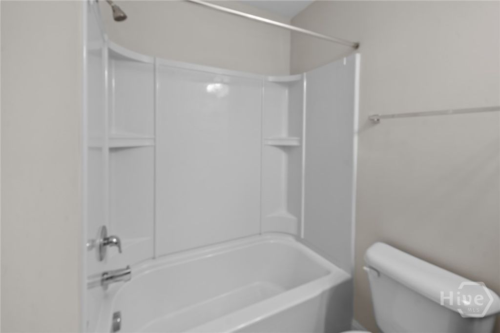 Image 27 of property listing at 147 Ainsdale Drive, Richmond Hill, GA 31324