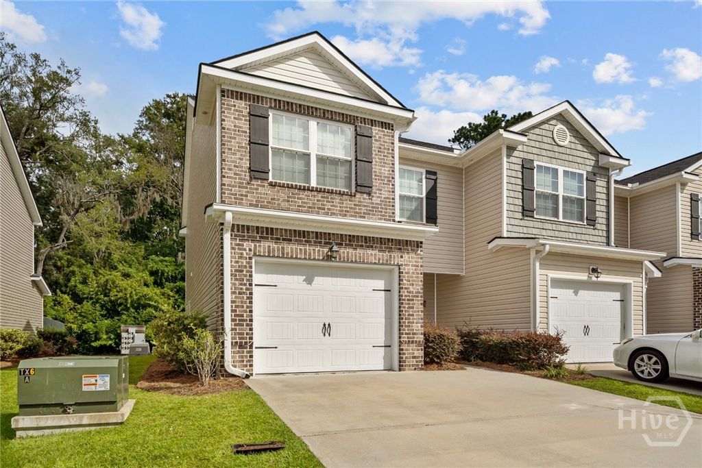 Image 3 of property listing at 147 Ainsdale Drive, Richmond Hill, GA 31324