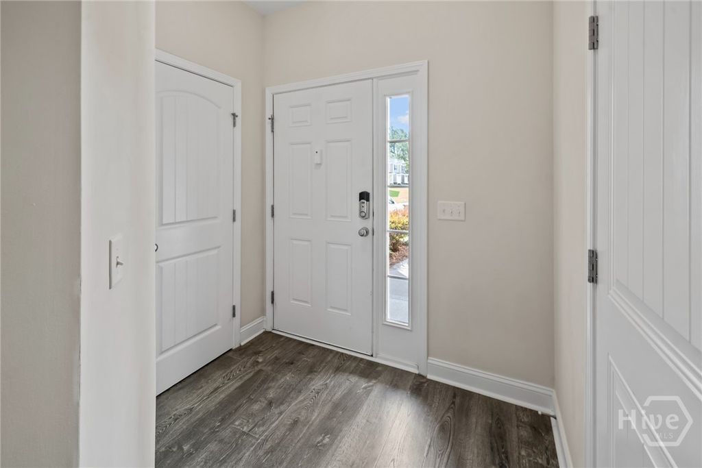 Image 37 of property listing at 147 Ainsdale Drive, Richmond Hill, GA 31324