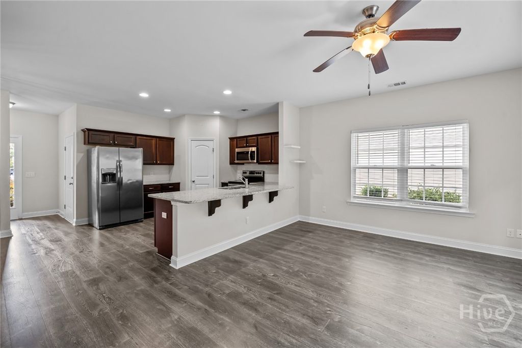 Image 6 of property listing at 147 Ainsdale Drive, Richmond Hill, GA 31324