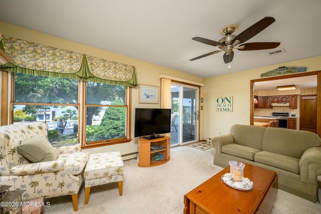 1 E Avalon Avenue, Ocean Gate, NJ 08740