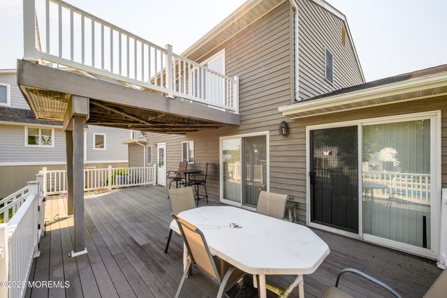 1 E Avalon Avenue, Ocean Gate, NJ 08740