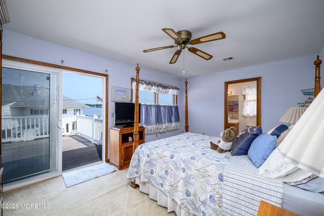1 E Avalon Avenue, Ocean Gate, NJ 08740