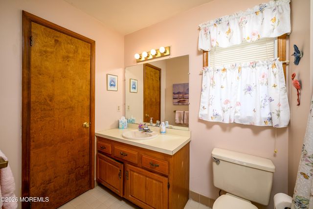 1 E Avalon Avenue, Ocean Gate, NJ 08740