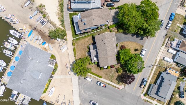 1 E Avalon Avenue, Ocean Gate, NJ 08740