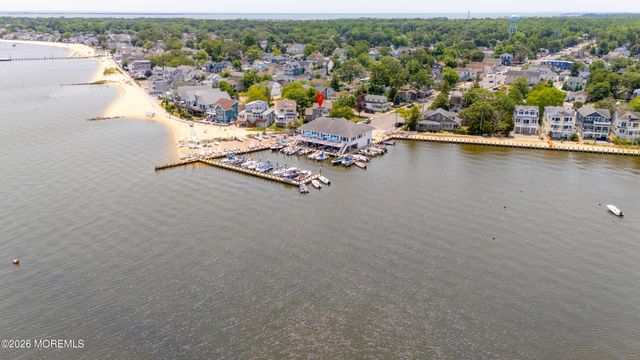 1 E Avalon Avenue, Ocean Gate, NJ 08740