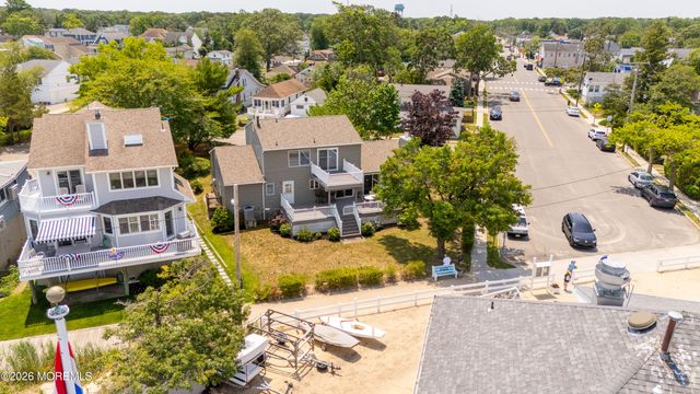 1 E Avalon Avenue, Ocean Gate, NJ 08740