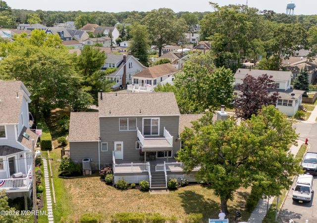 1 E Avalon Avenue, Ocean Gate, NJ 08740