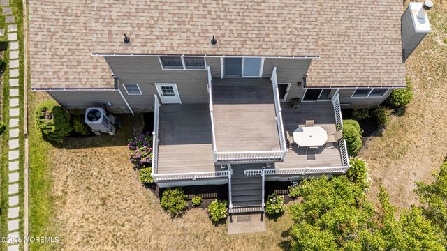 1 E Avalon Avenue, Ocean Gate, NJ 08740