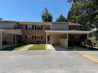2219 Shadow Valley Road E, High Point, NC 27265