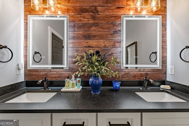 320 Bridge Road, Ellijay, GA 30540