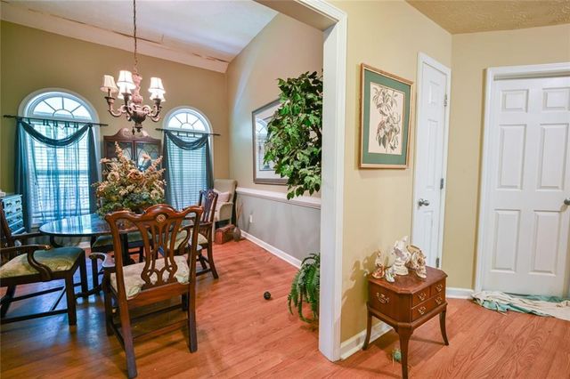 1371 Pickett Bridge Road, Covington, GA 30016