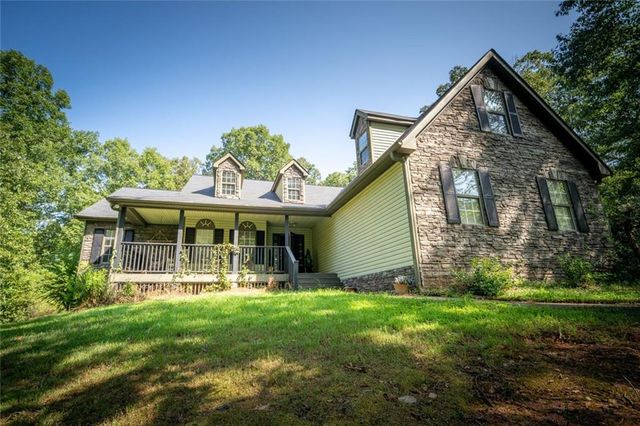 1371 Pickett Bridge Road, Covington, GA 30016