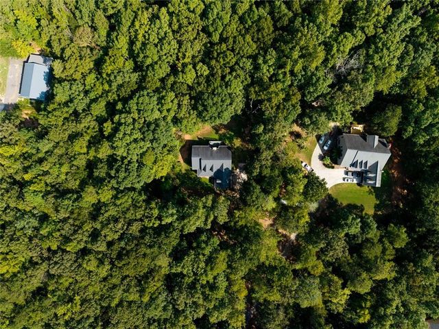 1371 Pickett Bridge Road, Covington, GA 30016