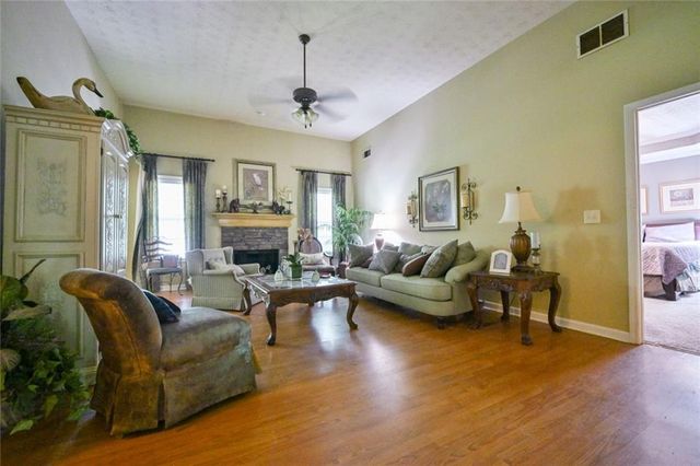 1371 Pickett Bridge Road, Covington, GA 30016