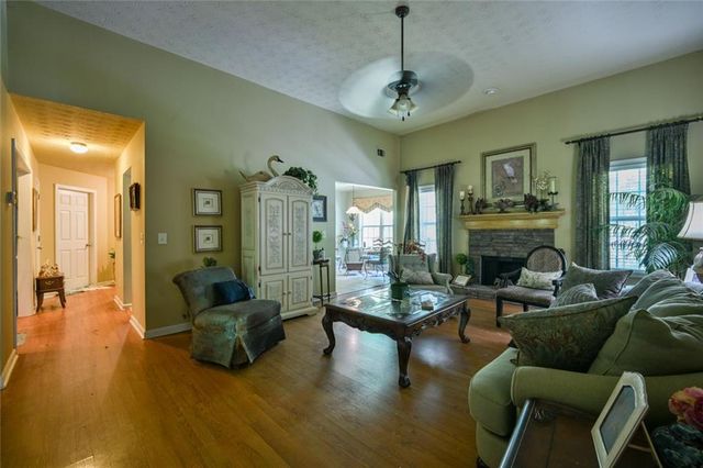 1371 Pickett Bridge Road, Covington, GA 30016