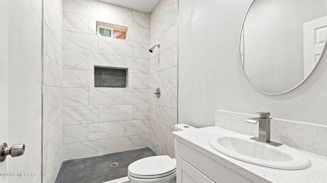 130 S Richmond Drive S, Vail, AZ 85641