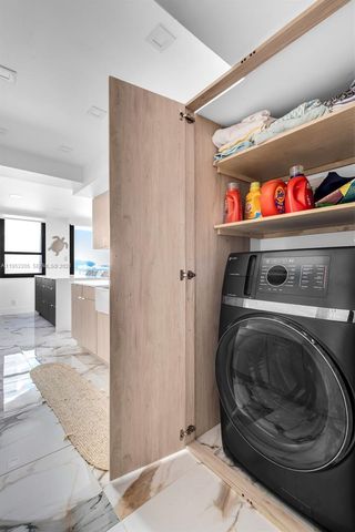 5480 N Ocean Dr B1B, Singer Island, FL 33404