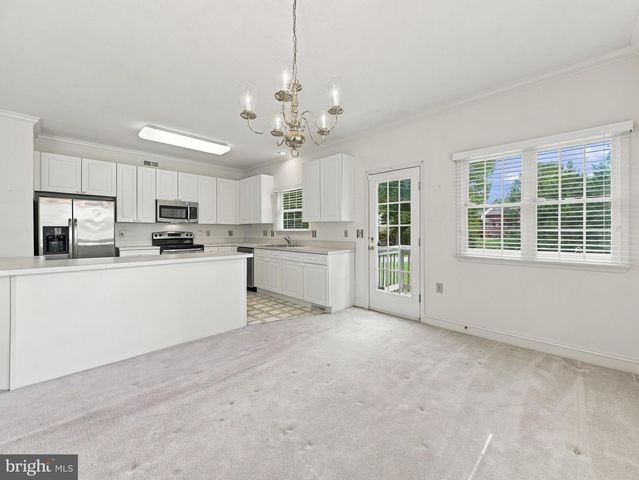 260 FERNBANK DR, Shepherdstown, WV 25443