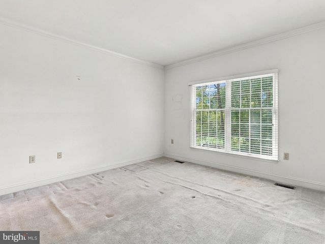 260 FERNBANK DR, Shepherdstown, WV 25443