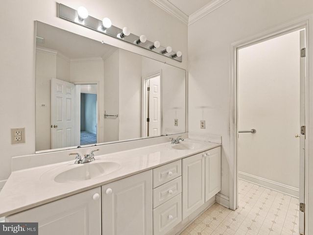 260 FERNBANK DR, Shepherdstown, WV 25443