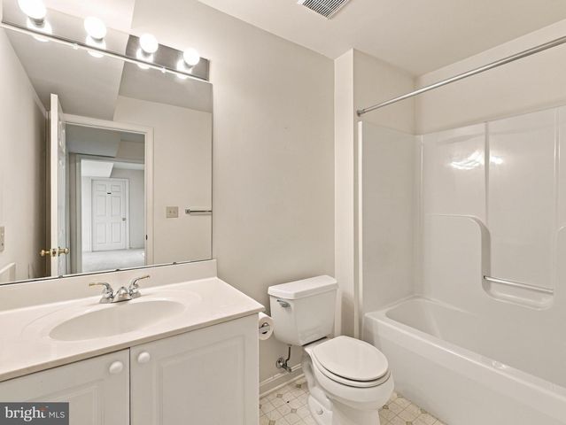260 FERNBANK DR, Shepherdstown, WV 25443