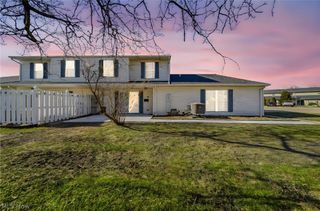 7981 Carriage Circle B, Mentor, OH 44060
