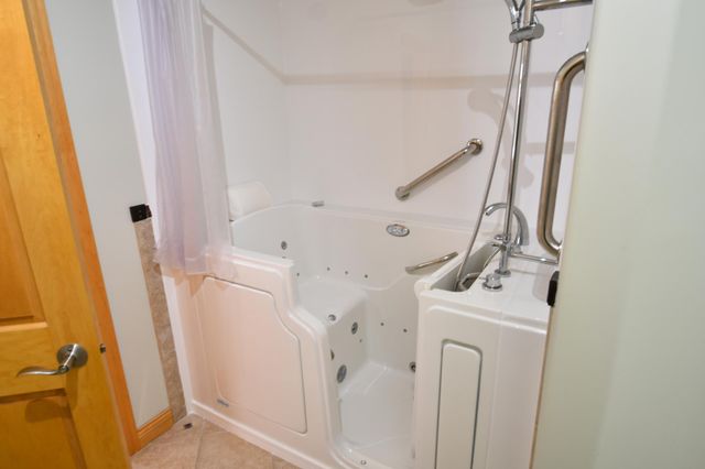 673 Crimson Way, Lake City, MN 55041