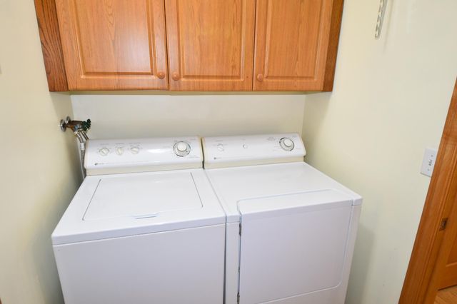 673 Crimson Way, Lake City, MN 55041