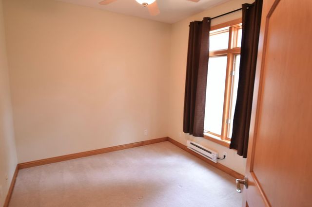 673 Crimson Way, Lake City, MN 55041