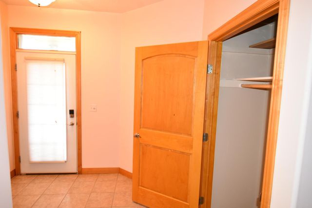 673 Crimson Way, Lake City, MN 55041