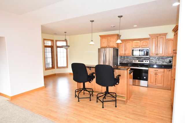 673 Crimson Way, Lake City, MN 55041