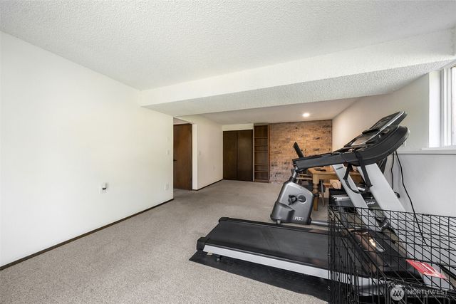 6221 81st Street E, Puyallup, WA 98371