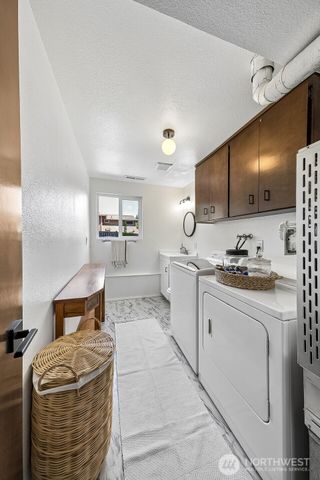 6221 81st Street E, Puyallup, WA 98371