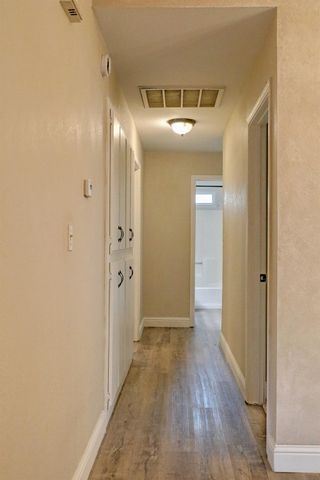 1021 12th Avenue, Kingsburg, CA 93631