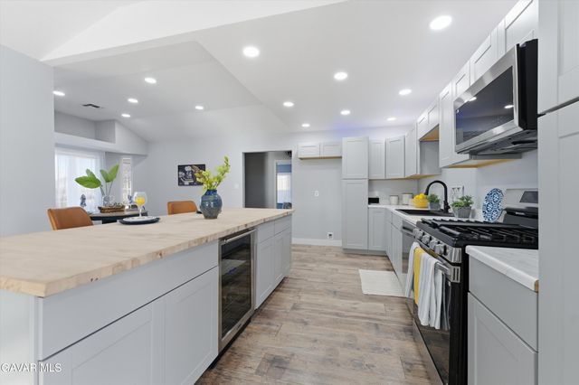 19432 Moon Drive, Tehachapi, CA 93561