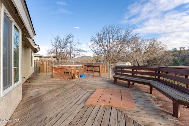 19432 Moon Drive, Tehachapi, CA 93561