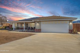 19432 Moon Drive, Tehachapi, CA 93561