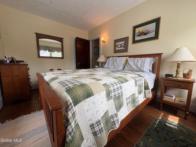 28 Eileen Street, Albany, NY 12203