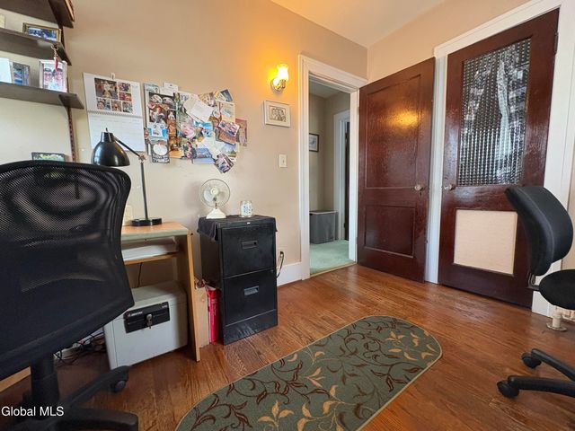 28 Eileen Street, Albany, NY 12203