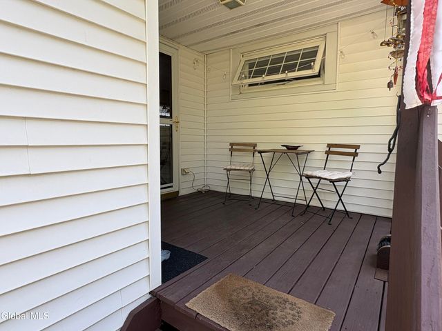 28 Eileen Street, Albany, NY 12203