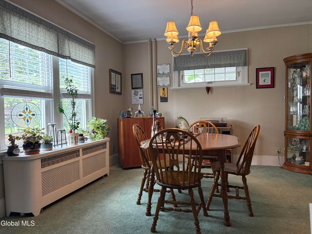 28 Eileen Street, Albany, NY 12203