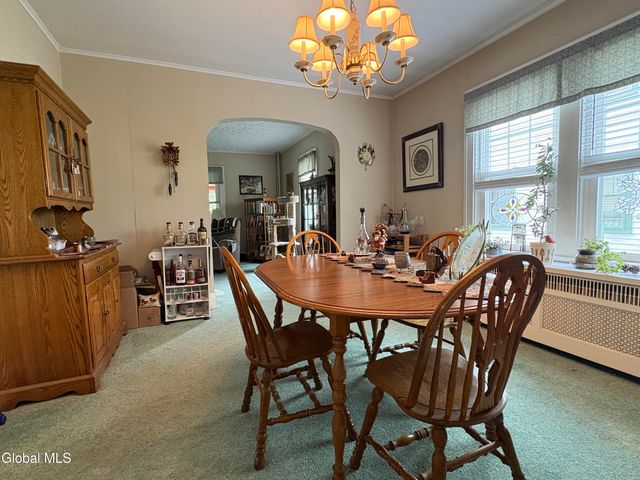 28 Eileen Street, Albany, NY 12203