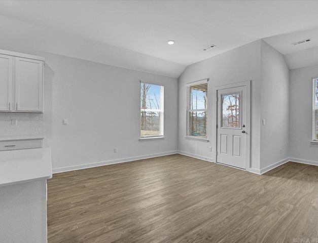 619 Riley Lane, Maumelle, AR 72113