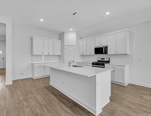 619 Riley Lane, Maumelle, AR 72113