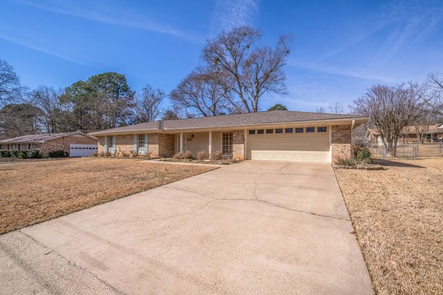 1805 Laney, Longview, TX 75605