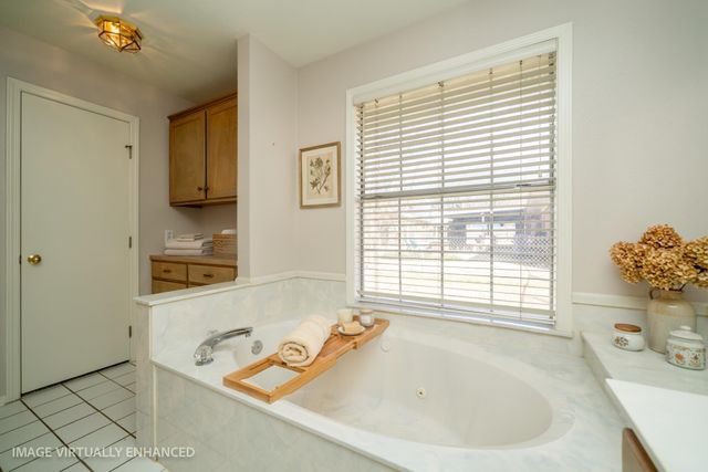 1805 Laney, Longview, TX 75605